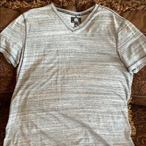 Rock Republic men’s xl v-neck shirt shaded gray